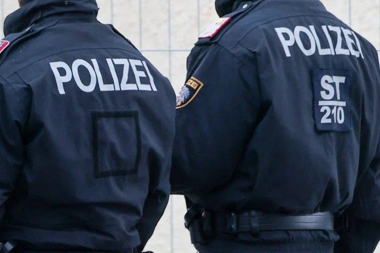 Vorschaubild: Graz: Messerangriff eines minderjährigen Syrers auf Mitbewohner in Asylheim