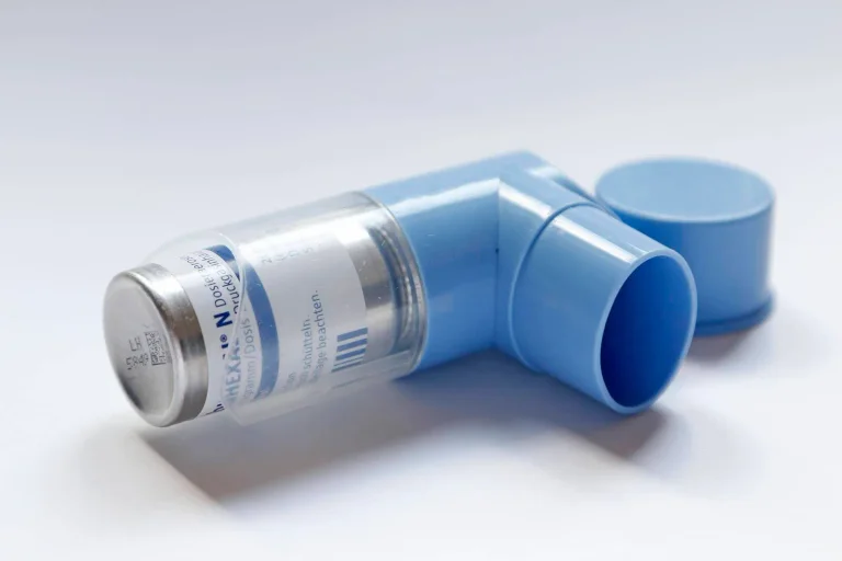 Vorschaubild: Neue Leitlinien: Klimafreundliche Medikamente gegen Atemwegserkrankungen