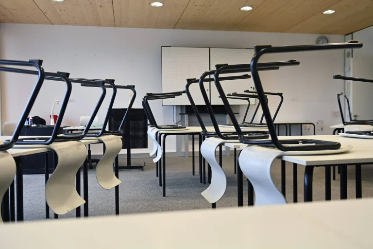 Vorschaubild: Wegen Lehrermangel: Jede fünfte Mathestunde in Sachsen fällt aus