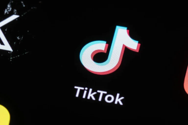 Vorschaubild: Jugendliche Terrorzelle gefasst: Radikalisierung erfolgte durch Influencer