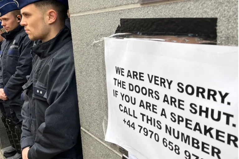 Vorschaubild: Brüssel: Behörden wollten konservative Konferenz verbieten – und scheiterten