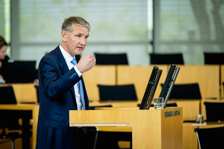 Vorschaubild: Umfrage: AfD in Thüringen weit vorn, BSW auf Platz drei