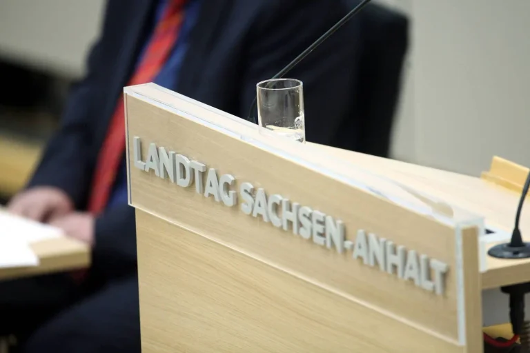 Vorschaubild: Hammer-Umfrage aus Sachsen-Anhalt: Zwei Ampelparteien nicht einmal im Landtag