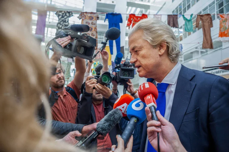 Vorschaubild: Bevölkerungsaustausch für Geert Wilders nun eine Verschwörungstheorie