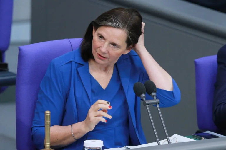 Vorschaubild: Bundestag: Machte Göring-Eckardt Witze über den Kampf gegen den Islamismus?