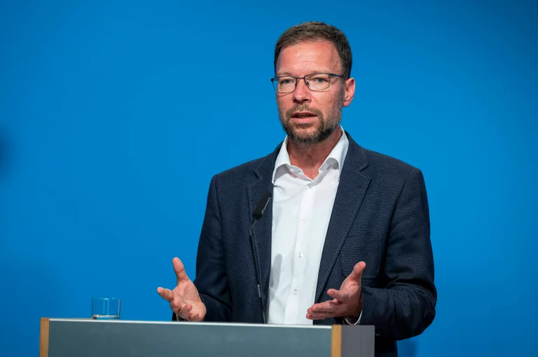 Vorschaubild: Kritik an Jenas Oberbürgermeister nach Teilnahme an linker Anti-Höcke-Demo