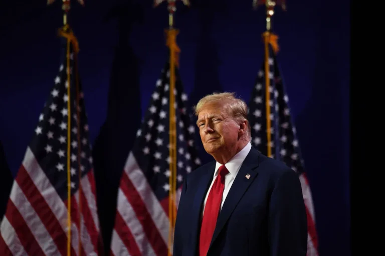 Vorschaubild: Steuersenkungen und Abschiebungen: Trump stellt zentrale Wahlversprechen vor