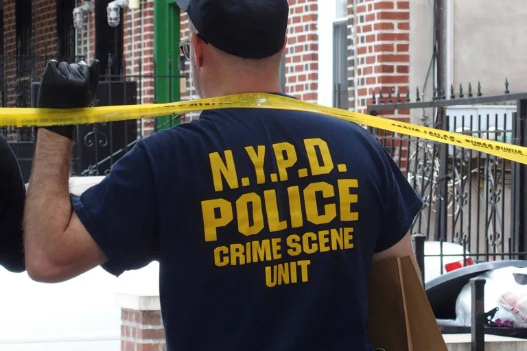 Vorschaubild: FBI-Analyse: Mehrheit der Morde in den USA innerhalb einer ethnischen Gruppe