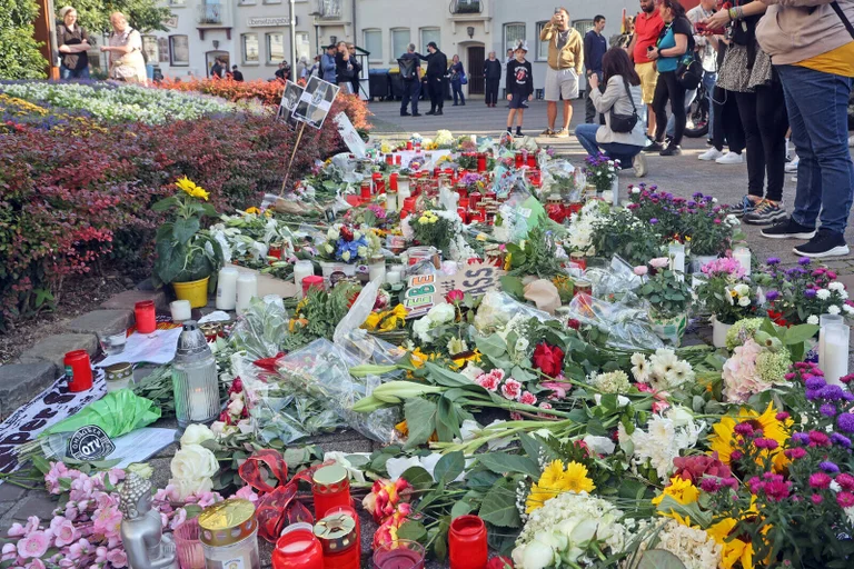 Vorschaubild: Nach Messerattentat in Solingen: Experte sieht „Männerproblem“ statt „Messerproblem“