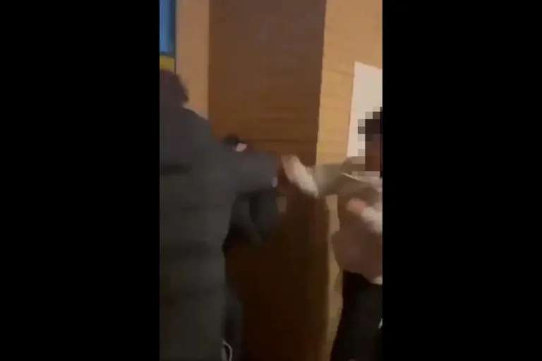 Vorschaubild: Video zeigt Prügelattacke an Bremerhavener Schule – Polizei ermittelt