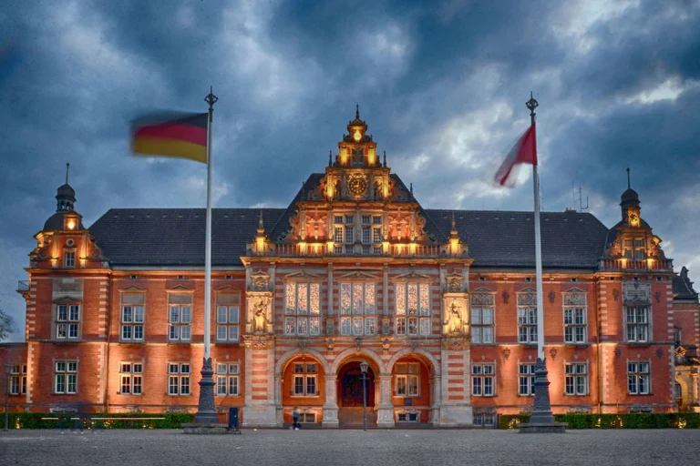 Vorschaubild: Mögliche Unterstützung der AfD: CDU sägt an eigenen Kandidaten