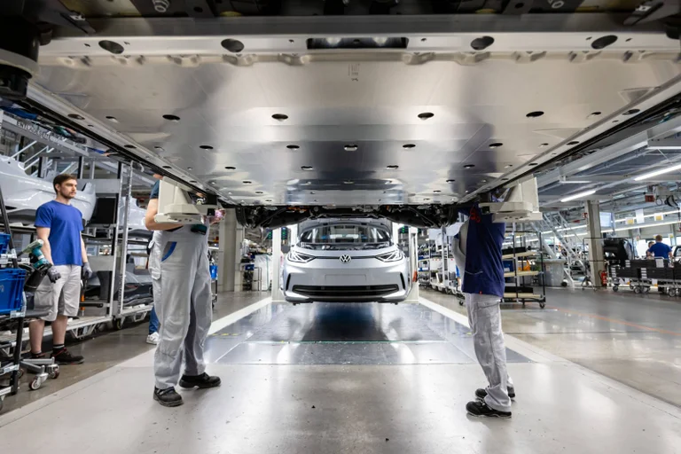 Vorschaubild: Deutsche Wirtschaft in der Krise: Bei diesen Riesen droht ein massiver Stellenabbau