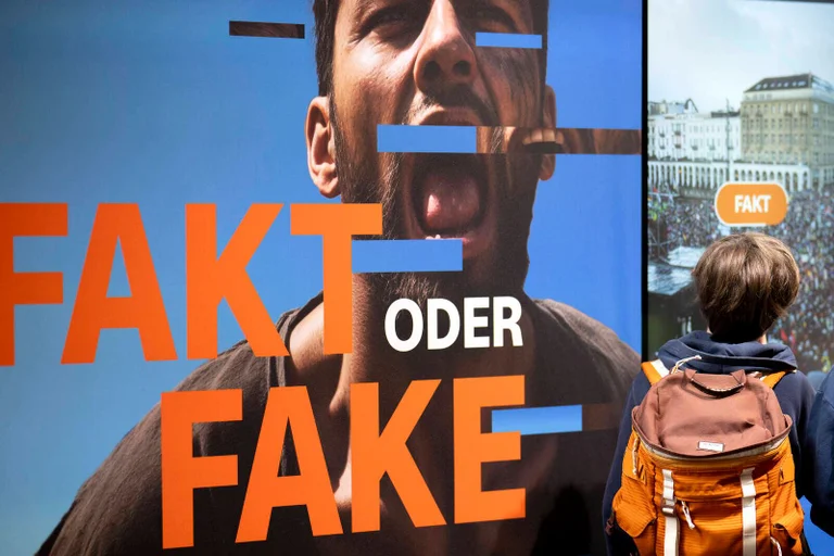 Vorschaubild: „Ziemlich links“: Studie offenbart linke Dominanz unter Desinformationsexperten