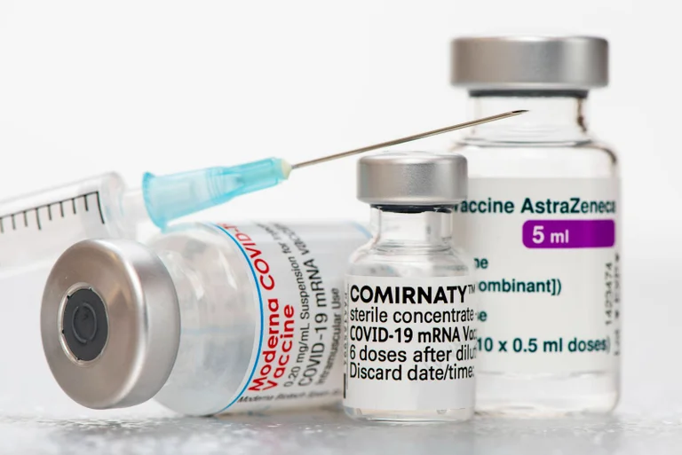 Vorschaubild: Ärztin verklagt Biontech: Droht jetzt eine Klagewelle?