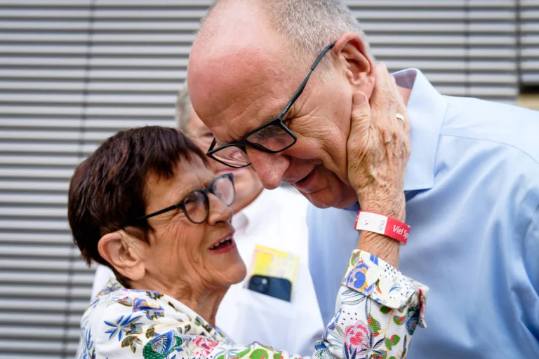 Vorschaubild: Rita Süssmuth: Linke CDU-Ikone unterstützt SPD – Merz ahnungslos