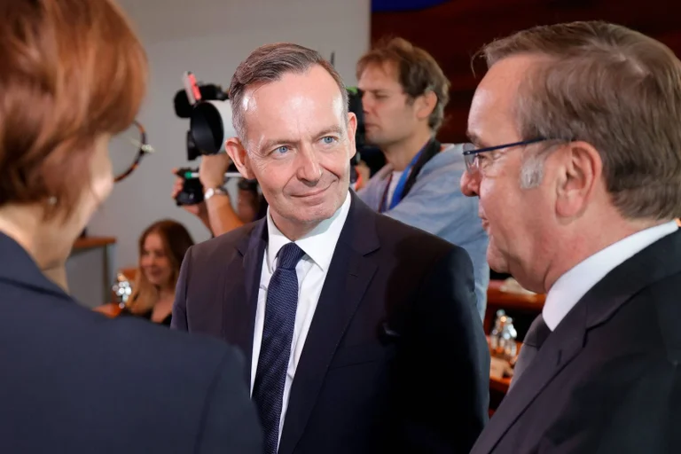 Vorschaubild: Bundesregierung zahlte seit 2021 über 500.000 Euro an Journalisten