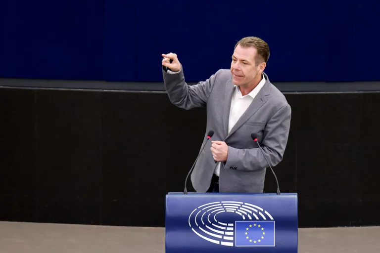 Vorschaubild: Nach linkem Protest: Vilimsky kritisiert Brüssel für „politischen Zirkus“