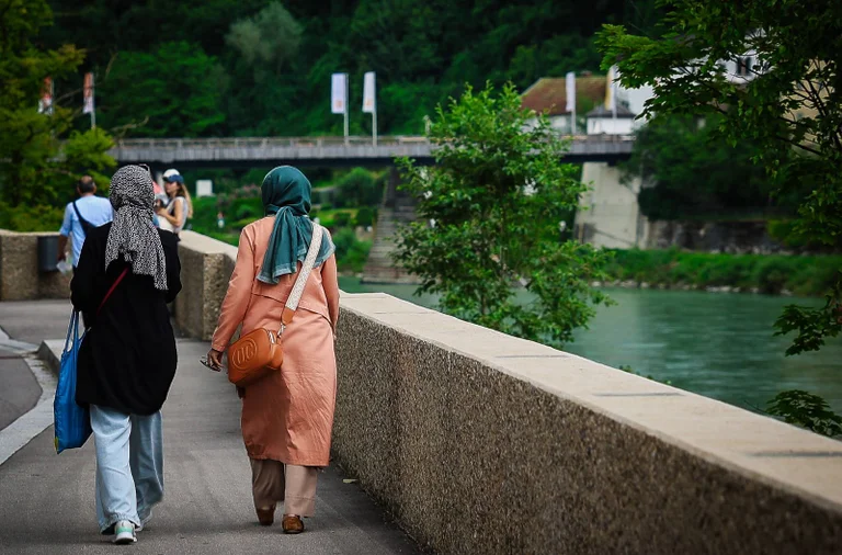 Vorschaubild: Kiel: Schwarz-grüne Asylbeauftragte rät Afghanen wegen EuGH-Urteil zu neuen Anträgen