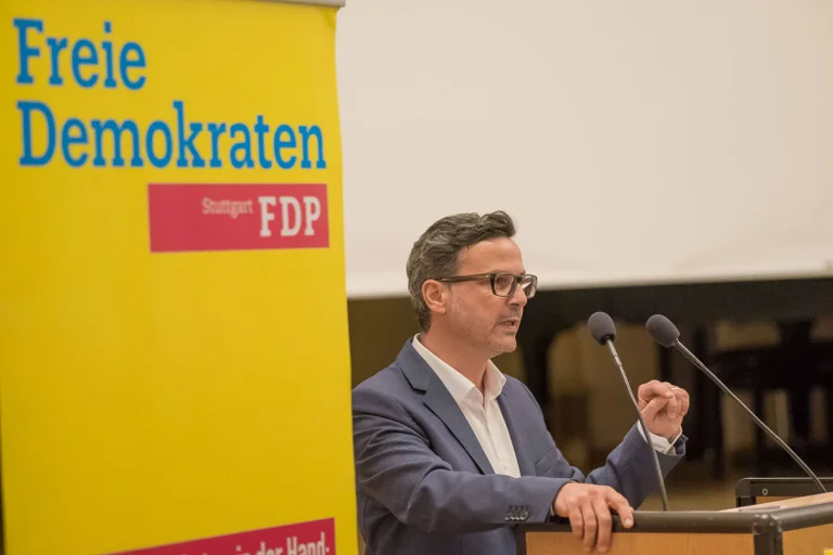 Vorschaubild: „FDP hat den Mittelstand verlassen“: Unternehmer verlässt Partei