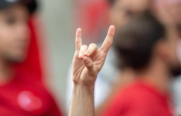 Vorschaubild: „Spielerischer“ Wolfsgruß bei Kindern? Moscheebau in Wuppertal erneut in der Kritik