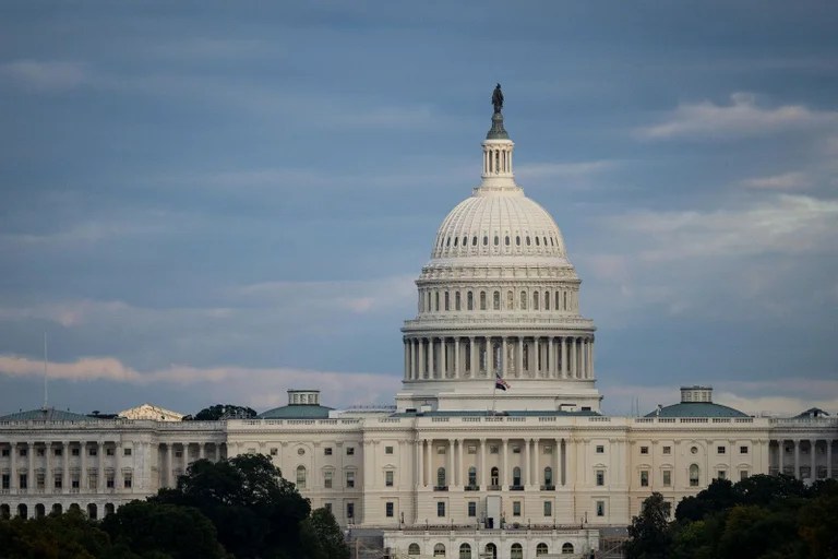 Vorschaubild: USA: Republikaner jubeln und sichern sich Mehrheit im Senat
