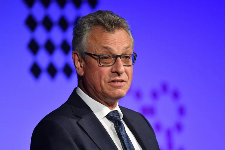 Vorschaubild: Bayern: Medienanstalt-Chef kassiert Luxusgehalt auf Kosten der Rundfunkgebührenzahler