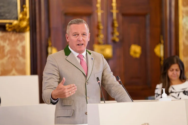 Vorschaubild: Steiermark: FPÖ und ÖVP präsentieren Fahrplan für Verhandlungen