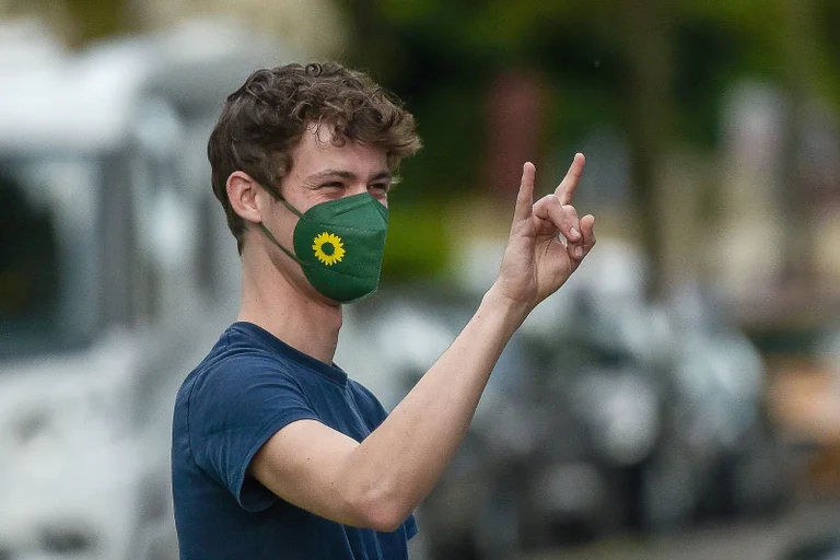 Vorschaubild: Hennig May: Sänger spendet 95.000 Euro an Grüne