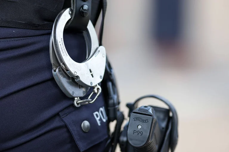 Vorschaubild: Bremen: 100 Demonstranten verhindern Abschiebung eines Somaliers aus dem Kirchenasyl