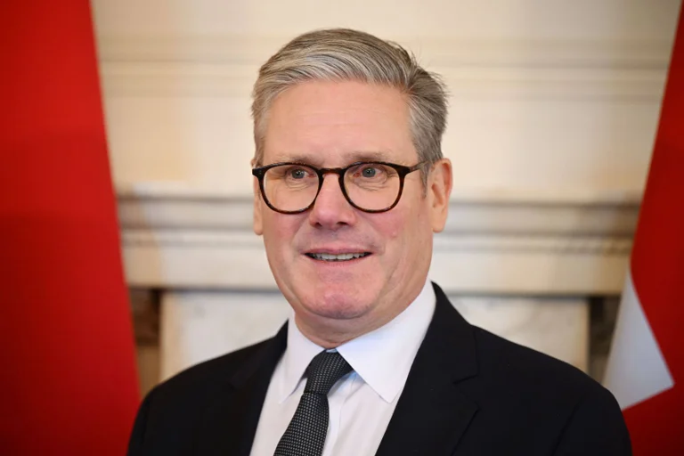 Vorschaubild: Vorgängerregierung: Starmer nennt Tory-Politik „Experiment der offenen Grenzen“