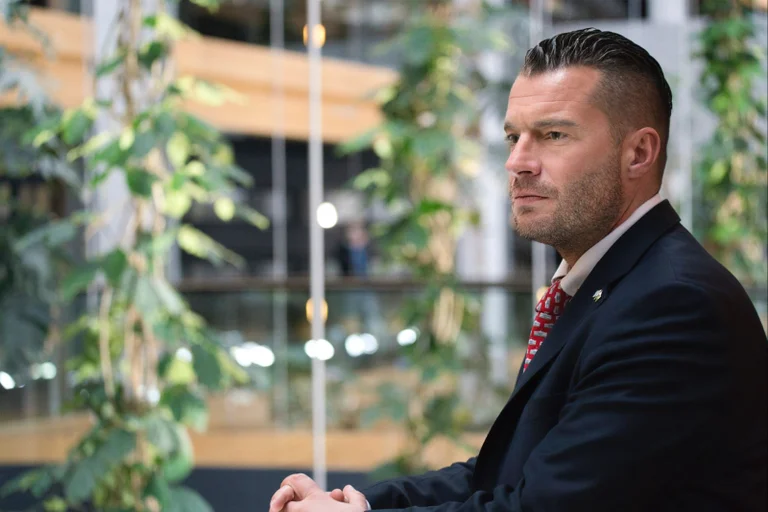 Vorschaubild: Kuriose Wendung: Im Fall Faeser gegen Bendels ermittelt die Justiz nun gegen sich selbst