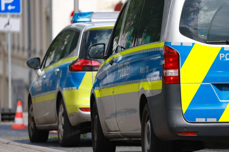 Vorschaubild: Hanau: Afghane nach Waffenfund in Psychiatrie eingewiesen – Polizei widerspricht AfD