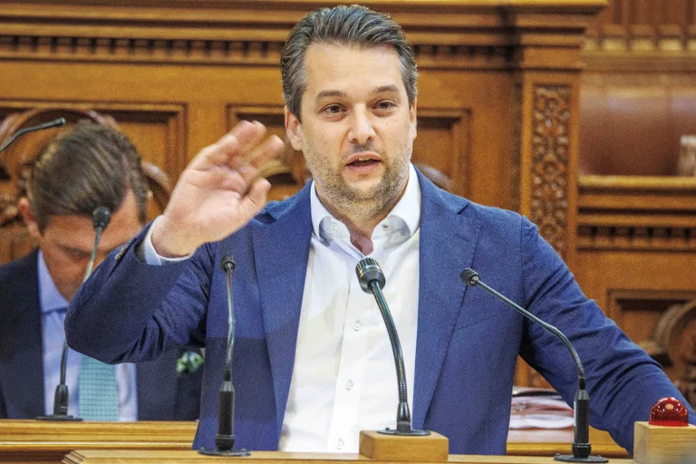 Vorschaubild: „Scheißblatt“-Sager: Wiens FPÖ-Chef Nepp zeigt linke Doppelmoral auf