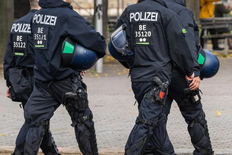 Vorschaubild: Mehr Überwachung? SPD und Grüne wollen Befugnisse der Polizei erweitern