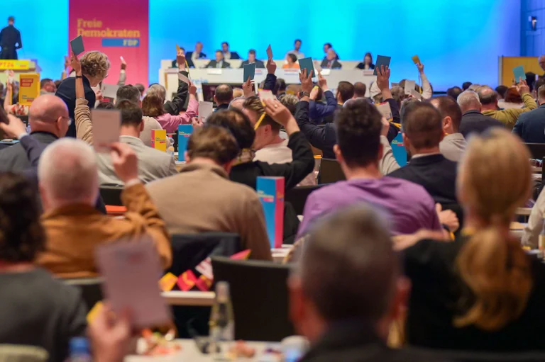 Vorschaubild: Bundestagswahl: FDP droht in mehreren Bundesländern Wahlausschluss