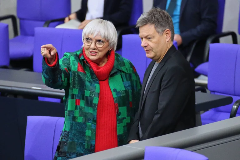 Vorschaubild: Doppelmoral: Grüne fordern mehr Arbeit von den Deutschen, liefern aber selbst nicht