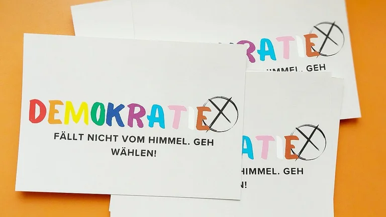 Vorschaubild: Frankfurt: Katholische Kirche nutzt Pride-Symbolik gegen AfD