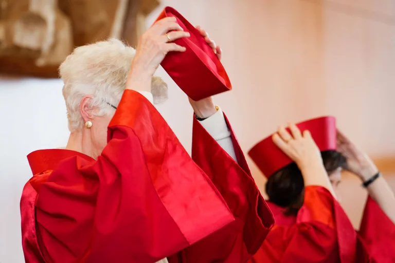 Vorschaubild: Nach E-Mail-Leak: Hamburger Juristen nach AfD-Antrag vor möglicher Richteranklage