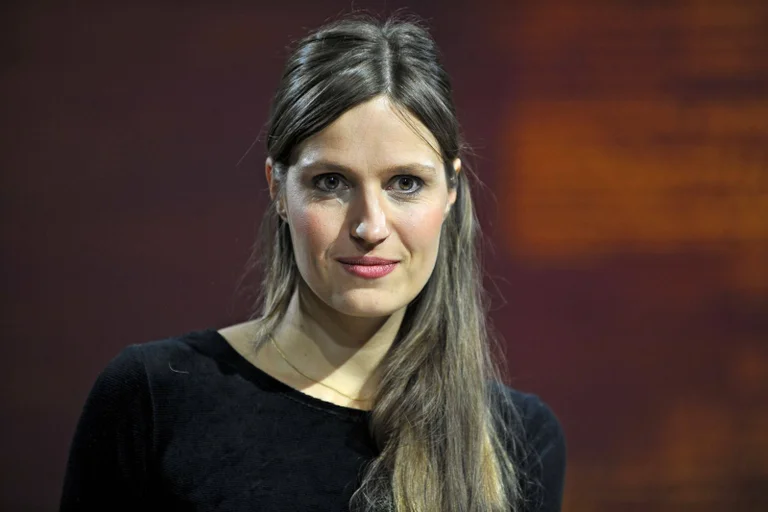 Vorschaubild: Autorin Charlotte Gneuß zum Bombenterror: „Dresden war nicht unschuldig“