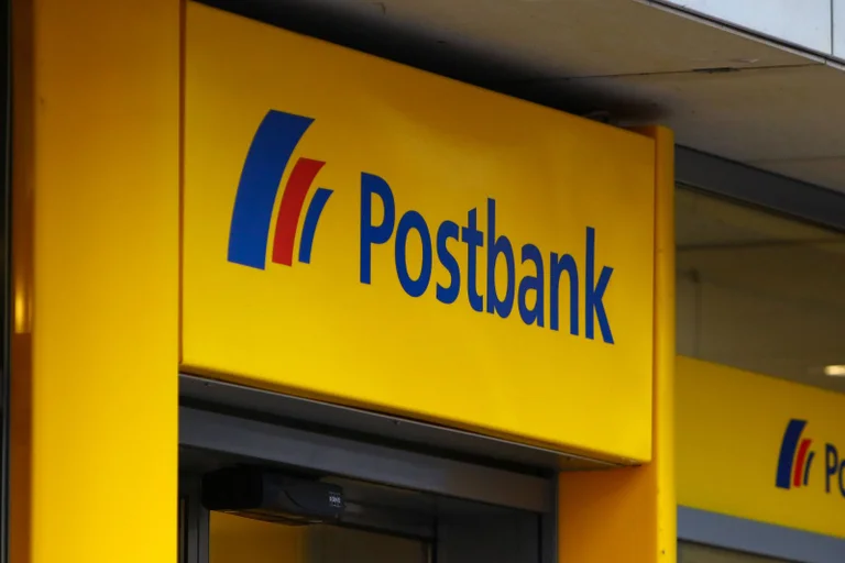 Vorschaubild: Nächster Debanking-Fall: Postbank kündigt Konto von Recherche Dresden