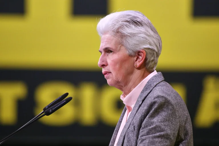 Vorschaubild: FDP: Strack-Zimmermann offen für Doppelspitze – aber nicht mit Kubicki