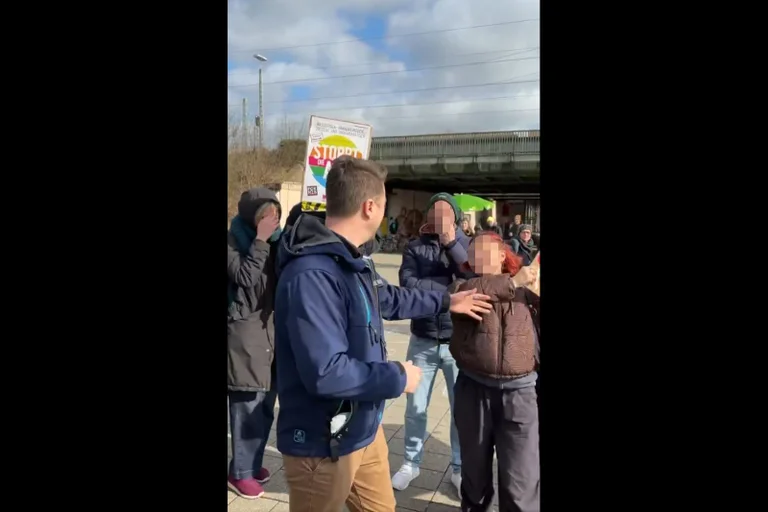 Vorschaubild: Video zeigt linke Gewalt gegen AfD-Infostand in Bremen