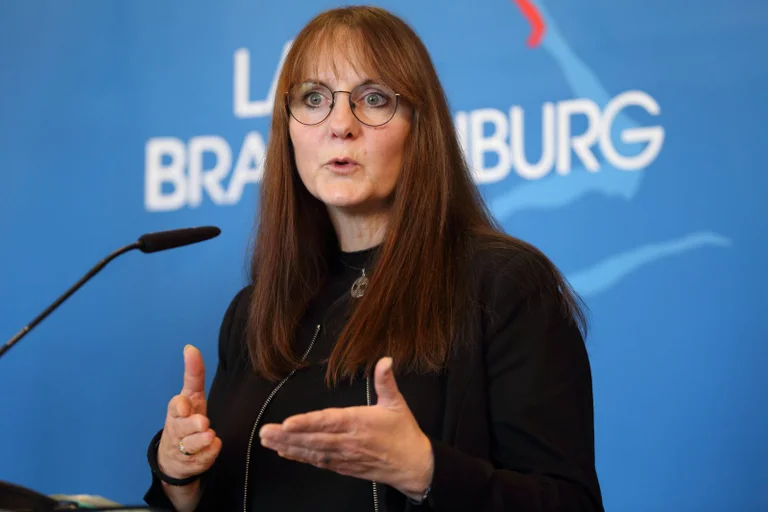 Vorschaubild: Frisierte Zahlen zur Ausländerkriminalität? Kritik an Brandenburger Kriminalstatistik