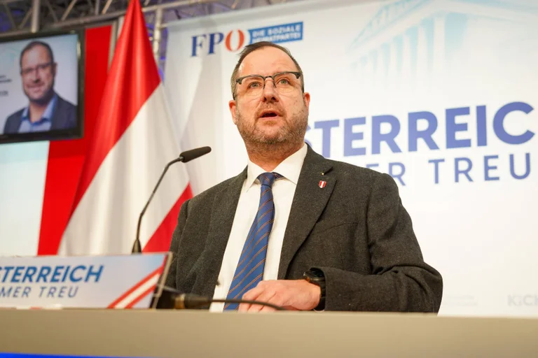 Vorschaubild: FPÖ-Generalsekretär: Pull-Faktoren werden weiter für Migrationsstrom sorgen