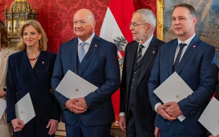 Vorschaubild: Österreich: Nur jeder Fünfte hat Vertrauen in die neue Regierung