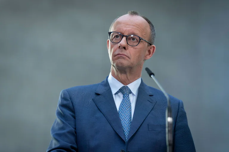 Vorschaubild: Neue Umfrage: Union verliert, Linke weiter im Aufwind