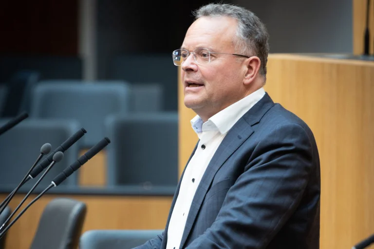 Vorschaubild: FPÖ-Hauser: WHO-Vertrag ist „Gift für die Demokratie“