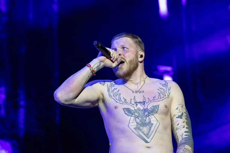 Vorschaubild: Exklusiv: Rapper Finch kassierte für Musikvideo 100.000 Euro vom Land Brandenburg