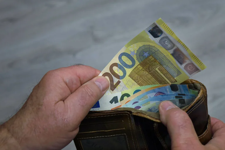 Vorschaubild: OÖ: Sozialhilfe für Ausländer kostete 2024 mehr als 15 Mio. Euro