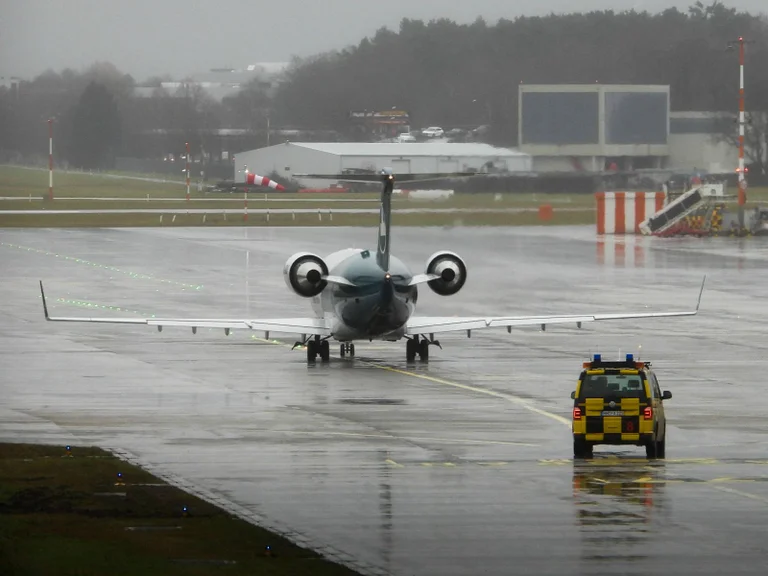 Vorschaubild: Abschiebungen 2024: Eine Bilanz der Zahlen des Scheiterns